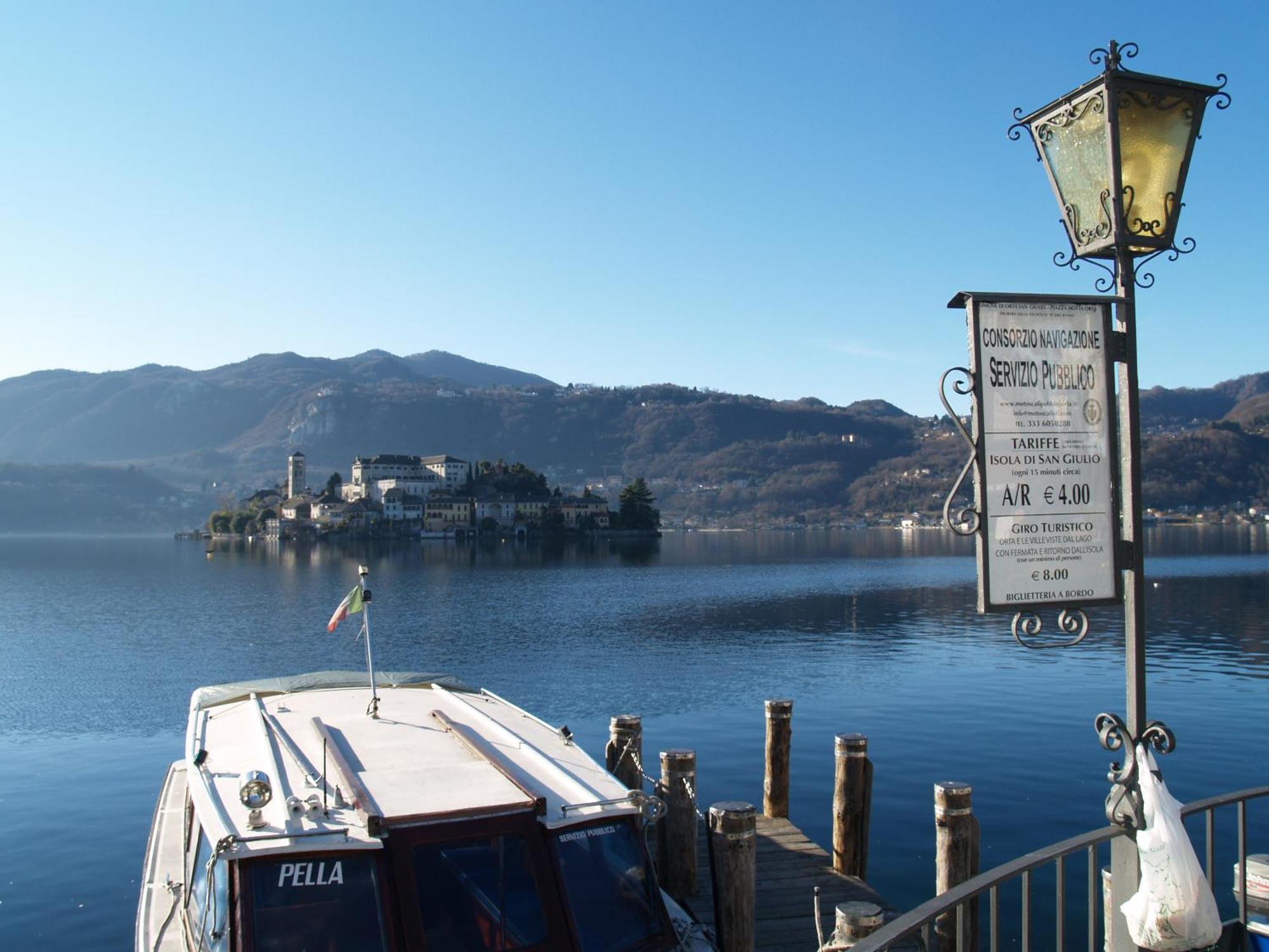 -Ortaflats- Appartamenti Imbarcadero & Palazzotto 奥尔塔圣朱利奥 外观 照片