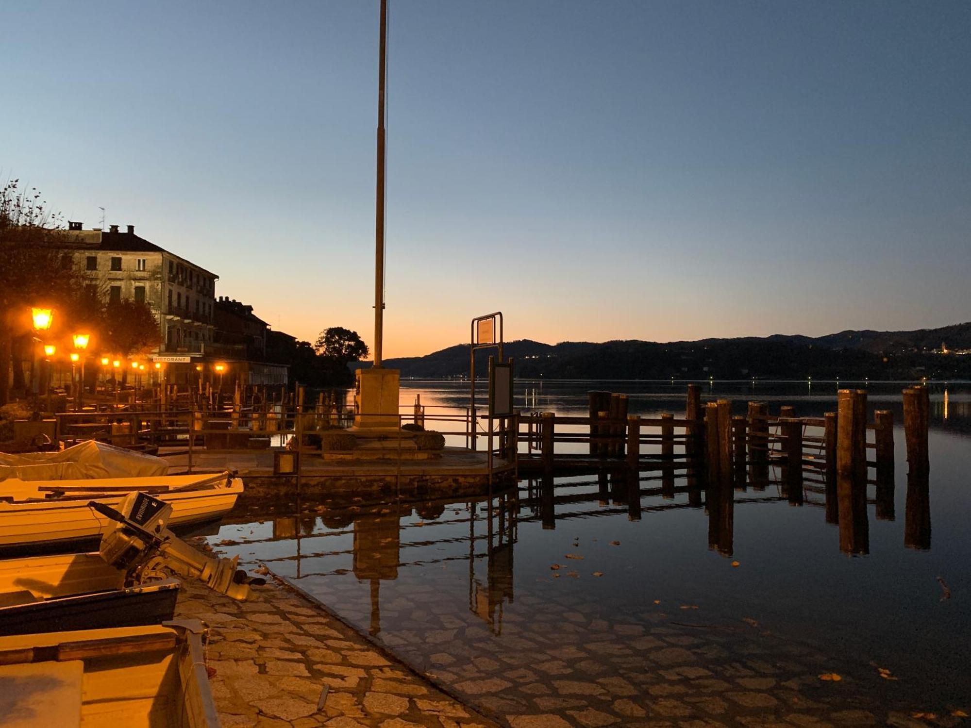 -Ortaflats- Appartamenti Imbarcadero & Palazzotto 奥尔塔圣朱利奥 外观 照片