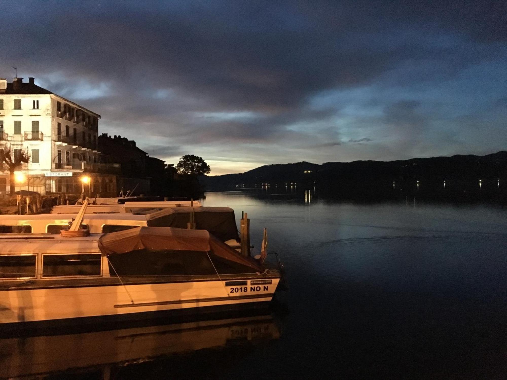 -Ortaflats- Appartamenti Imbarcadero & Palazzotto 奥尔塔圣朱利奥 外观 照片