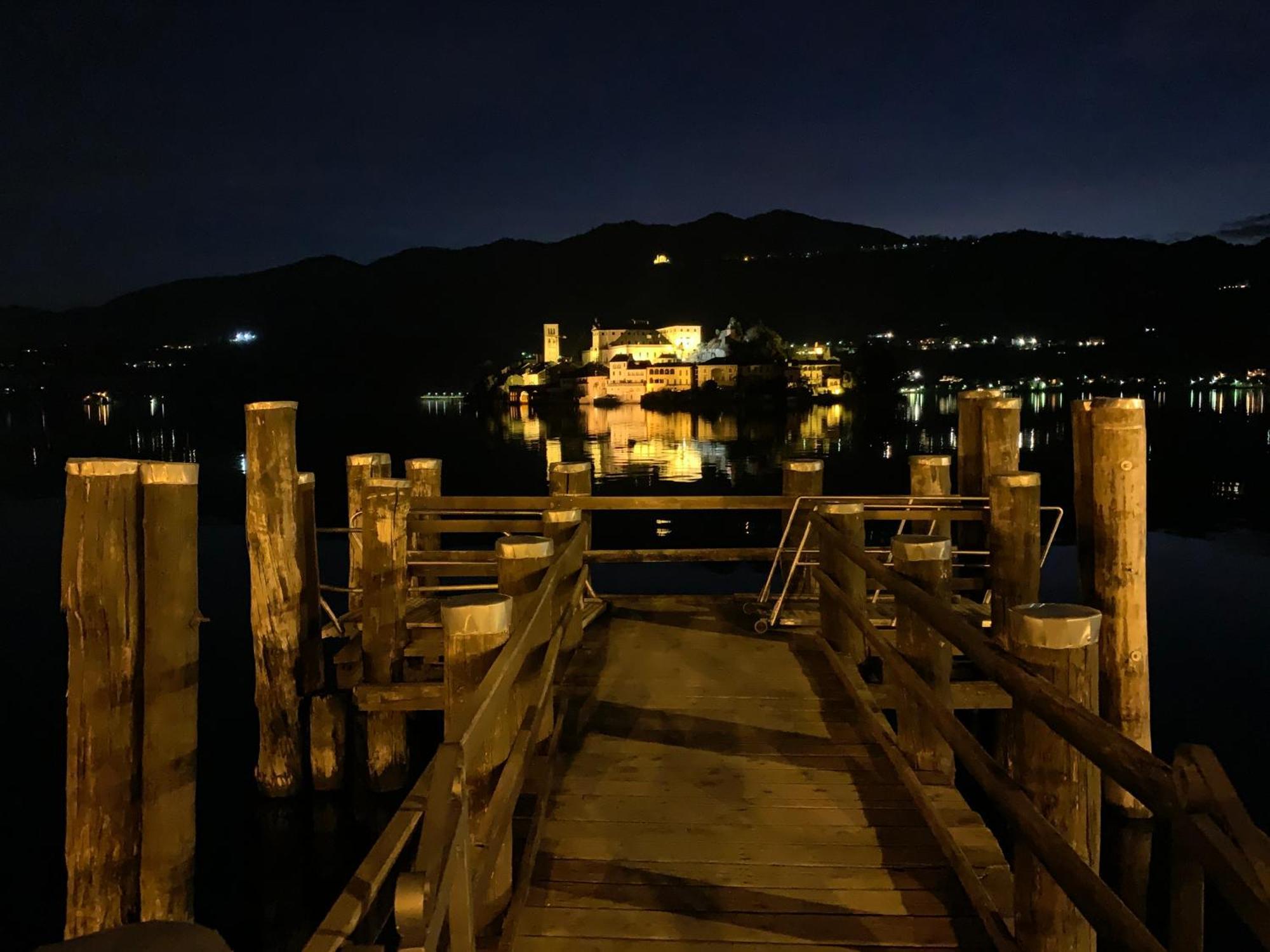 -Ortaflats- Appartamenti Imbarcadero & Palazzotto 奥尔塔圣朱利奥 外观 照片